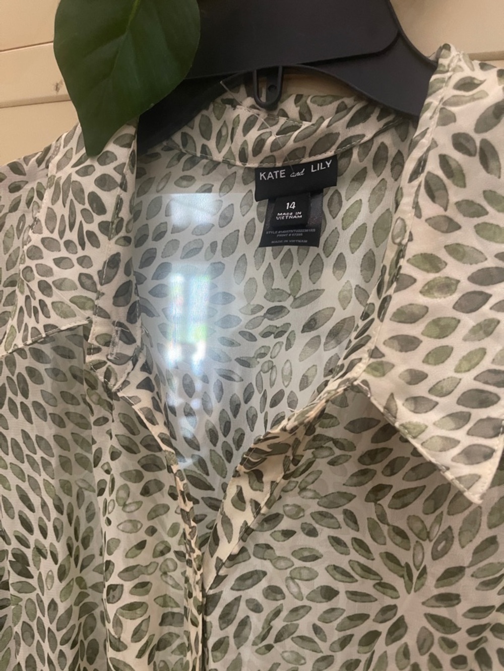 Kate and Lily Green Leaf Print Maxi Dress